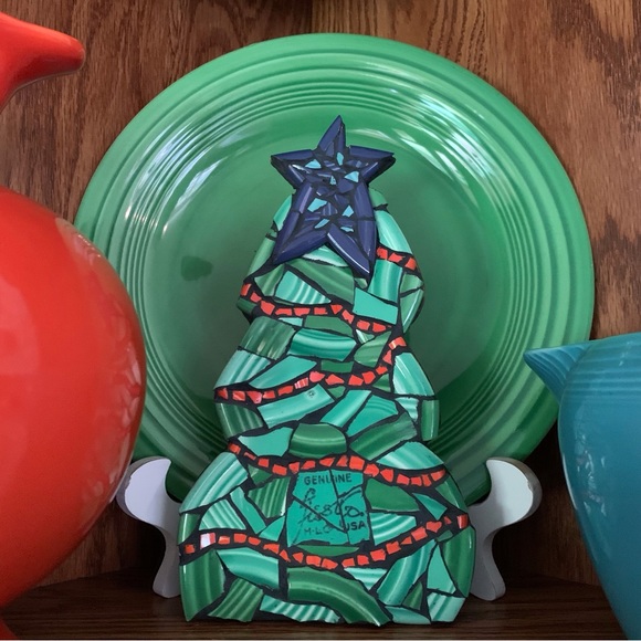 READ - CUSTOM Handmade Vintage Fiesta Mosaic Christmas Tree